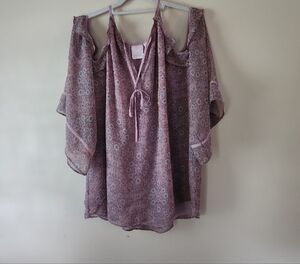 LC Lauren Conrad Lavender Floral Blouse